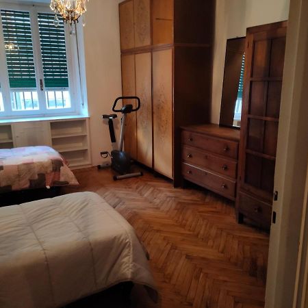 Casa - House Xavier Una Casa Famigliare , Dame Entra Solo Chi A Un Bel Cuore , Non'E Il L'Intero Alloggio Solo Stanze E Bagno Lejlighed Torino Eksteriør billede